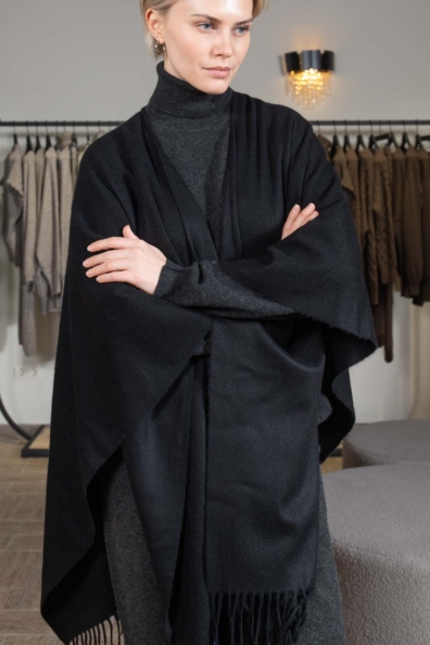 Пончо кашемировое черное 780-9