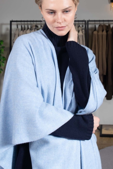 Пончо кашемировое голубое 780-10